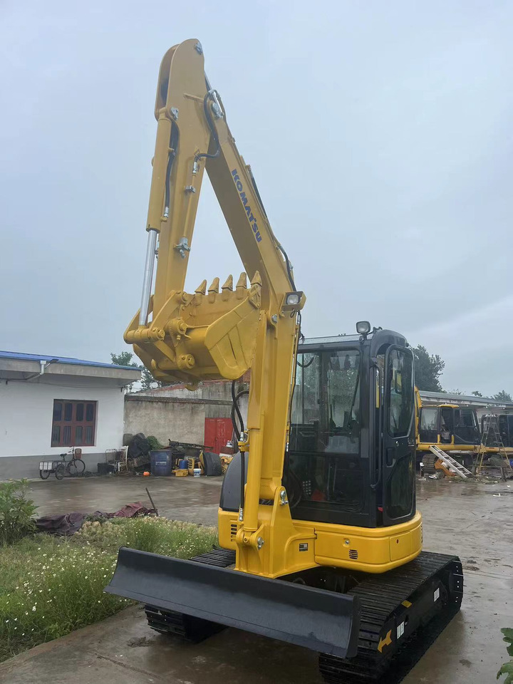 Komatsu PC55MR - Miniekskavator: foto 1 Komatsu PC55MR - Miniekskavator: foto 1