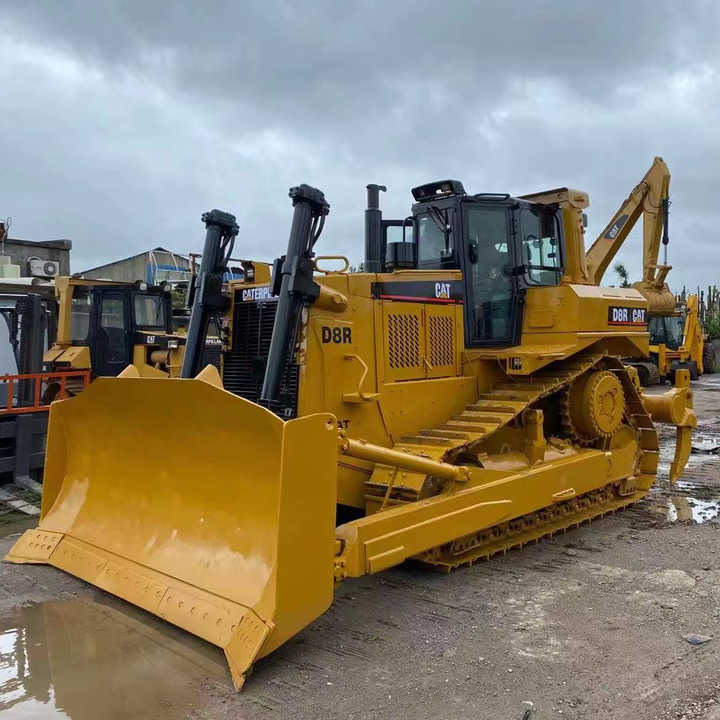 Used Cat D8R Dozer Machine Bulldozers Good Working Condition Caterpillar Bulldozer - Buldozer: foto 1 Used Cat D8R Dozer Machine Bulldozers Good Working Condition Caterpillar Bulldozer - Buldozer: foto 1