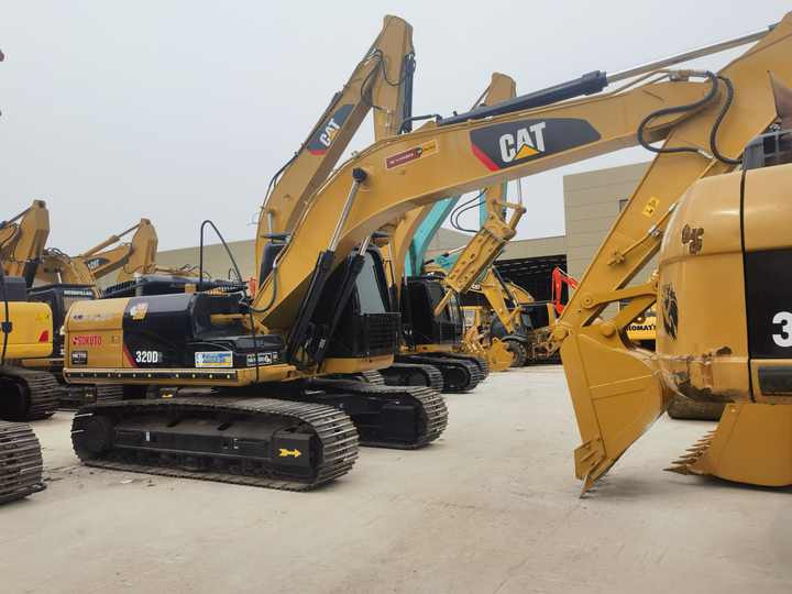 Ekskavator Used Caterpillar 320 Excavator Japan Cat 320D2 Excavator Good Perform in stock: foto 6