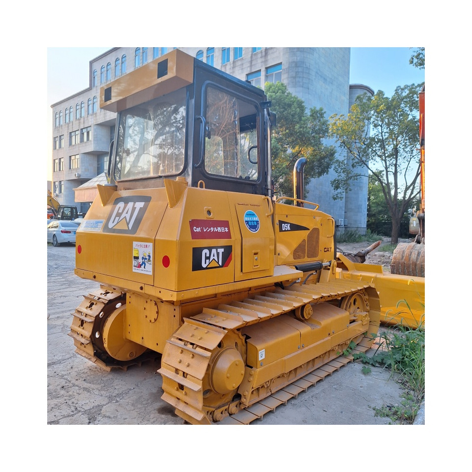 Used caterpillar cat D5k bulldozer - Buldozer: foto 2 Used caterpillar cat D5k bulldozer - Buldozer: foto 2