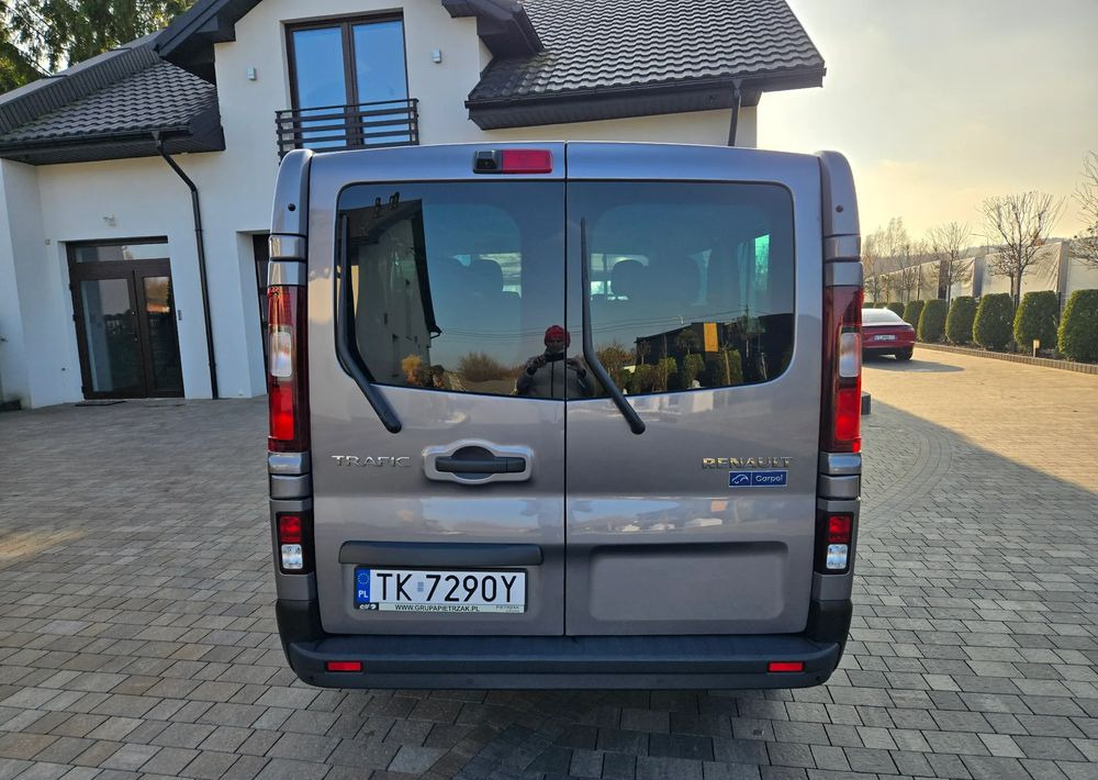 Renault Trafic Grand SpaceClass 2.0 dCi EDC - Minibus, Furgon pasagjerësh: foto 3 Renault Trafic Grand SpaceClass 2.0 dCi EDC - Minibus, Furgon pasagjerësh: foto 3