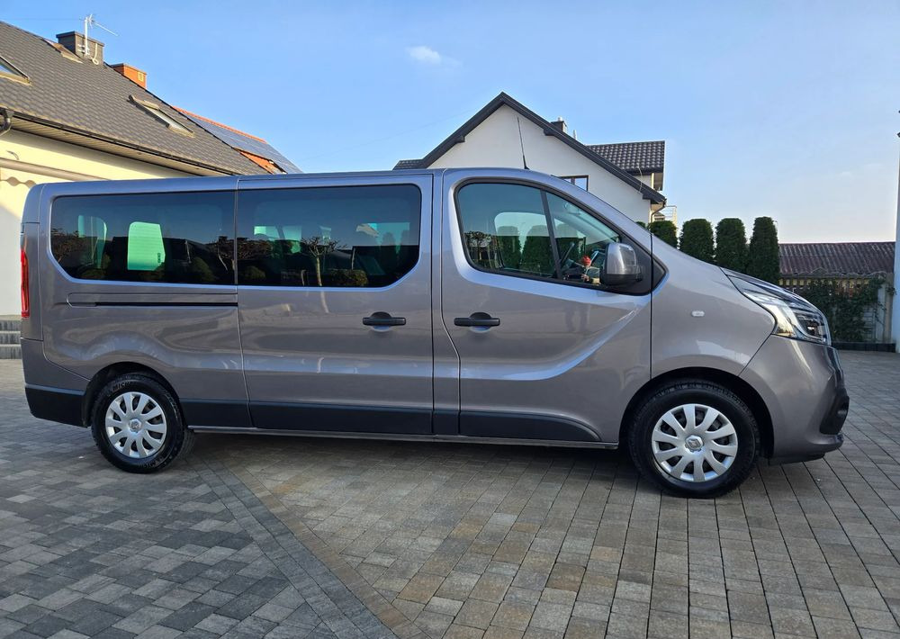 Renault Trafic Grand SpaceClass 2.0 dCi EDC - Minibus, Furgon pasagjerësh: foto 5 Renault Trafic Grand SpaceClass 2.0 dCi EDC - Minibus, Furgon pasagjerësh: foto 5
