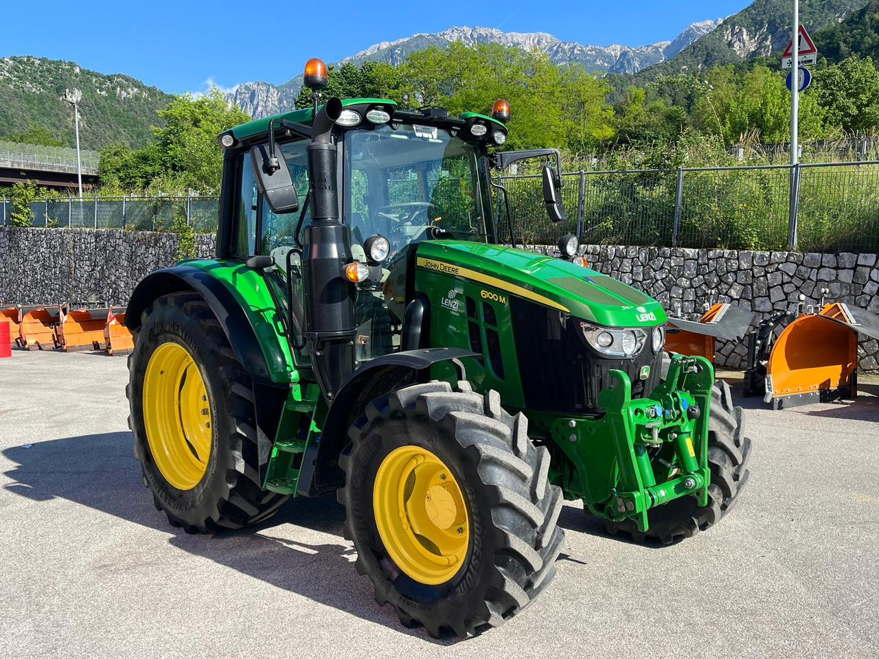 TRATTORE JOHN DEERE 6100M - Traktor: foto 4 TRATTORE JOHN DEERE 6100M - Traktor: foto 4
