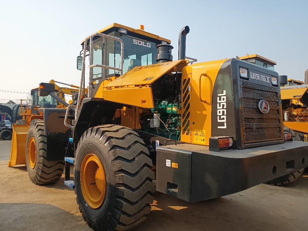 临工 956 - Fadrom me goma: foto 3 临工 956 - Fadrom me goma: foto 3