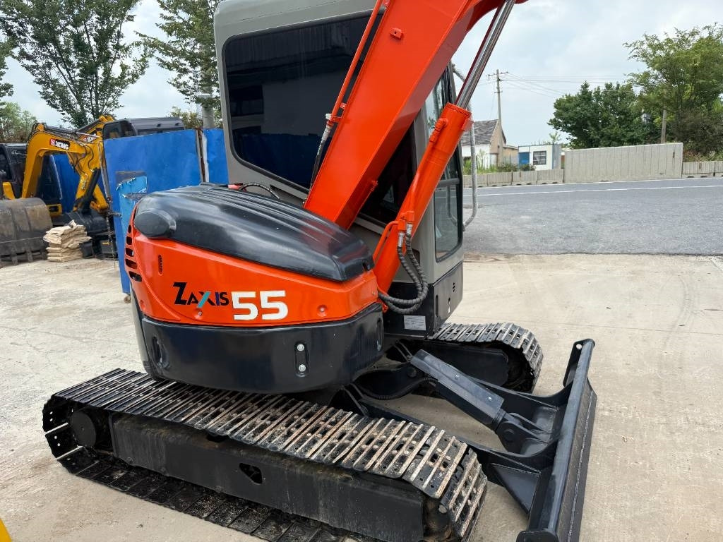 Hitachi ZX 55 - Miniekskavator: foto 4 Hitachi ZX 55 - Miniekskavator: foto 4