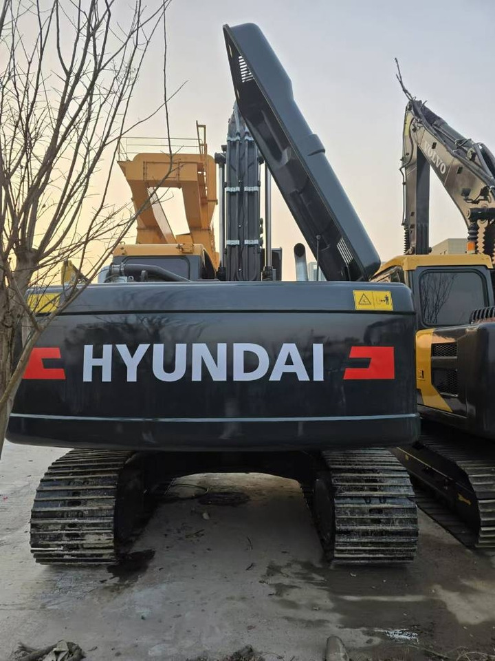 Hyundai 220-9S - Ekskavator me zinxhirë: foto 1 Hyundai 220-9S - Ekskavator me zinxhirë: foto 1