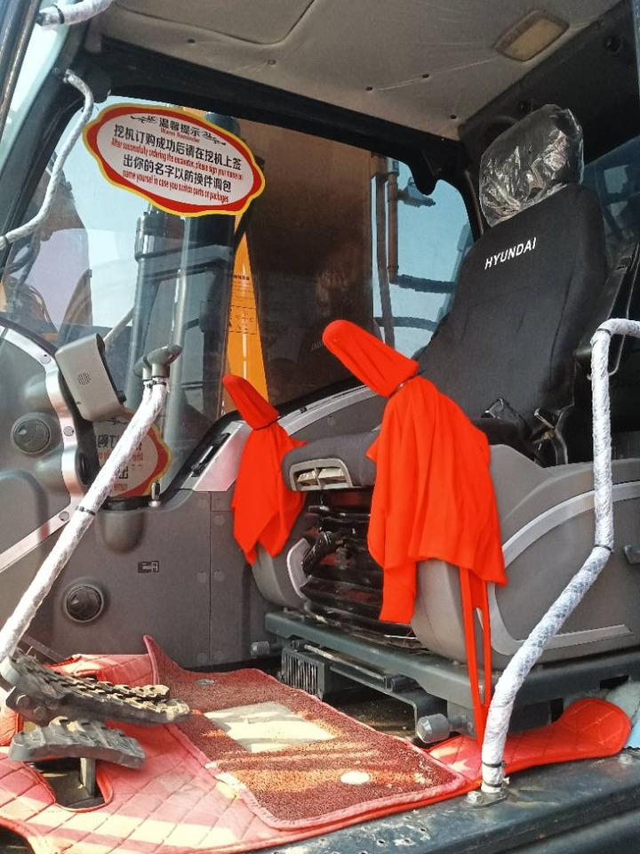 Hyundai 220-9S  - Ekskavator me zinxhirë: foto 5 Hyundai 220-9S  - Ekskavator me zinxhirë: foto 5