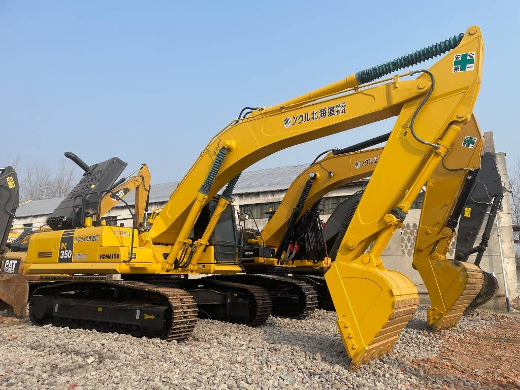 Komatsu PC 350-7 - Ekskavator me zinxhirë: foto 1 Komatsu PC 350-7 - Ekskavator me zinxhirë: foto 1