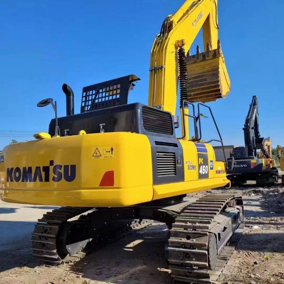 Komatsu PC 450 - Ekskavator me zinxhirë: foto 1 Komatsu PC 450 - Ekskavator me zinxhirë: foto 1