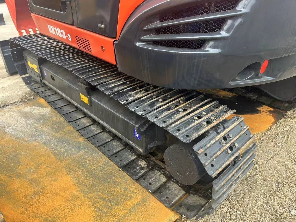 Ekskavator me zinxhirë Kubota KX 183: foto 6