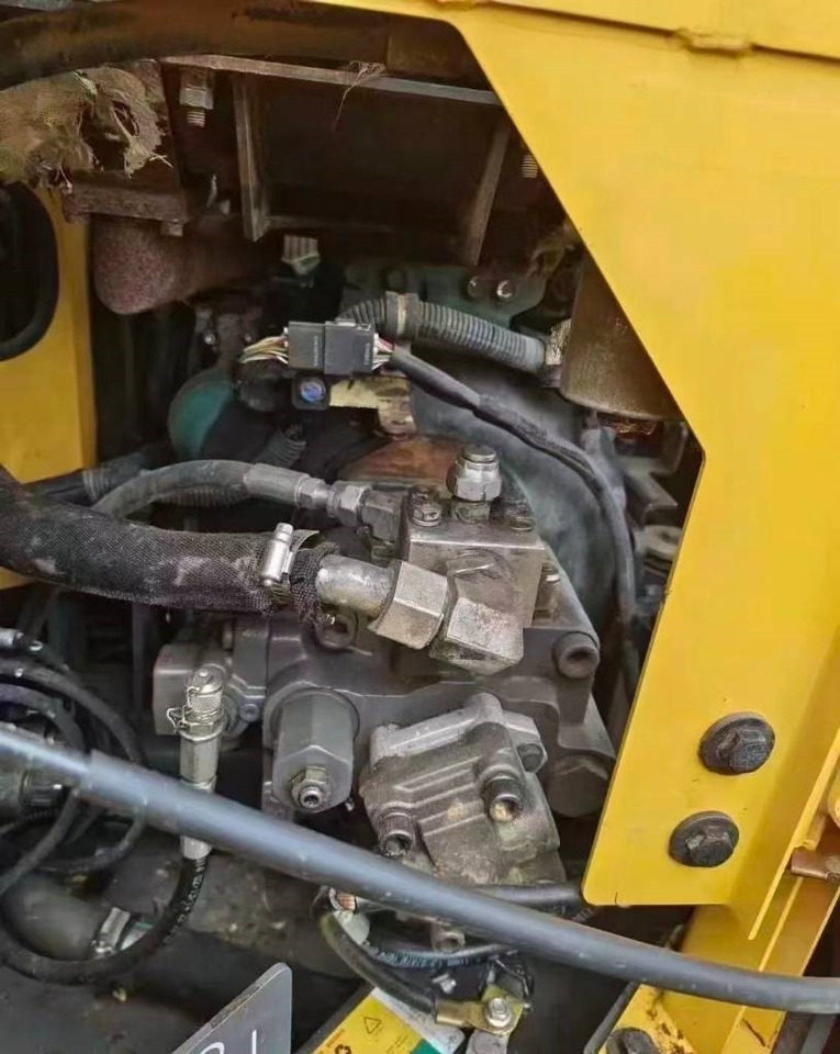 Volvo EC 80 D - Ekskavator me zinxhirë: foto 3 Volvo EC 80 D - Ekskavator me zinxhirë: foto 3