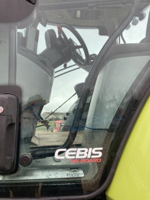 Claas AXION 820 CEBIS - Traktor: foto 4 Claas AXION 820 CEBIS - Traktor: foto 4
