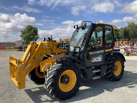 JCB 538/70 AGRI SUPER - Ekskavator teleskopik: foto 1 JCB 538/70 AGRI SUPER - Ekskavator teleskopik: foto 1