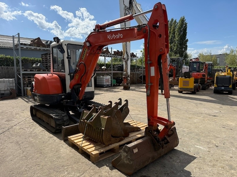 Kubota KX 121-3 A - Miniekskavator: foto 5 Kubota KX 121-3 A - Miniekskavator: foto 5