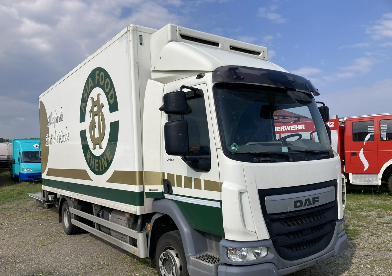 DAF Inny DAF DAF LF210FA Chłodnia Konvekta Hydro klapa 2014 - Furgon frigorifer: foto 4 DAF Inny DAF DAF LF210FA Chłodnia Konvekta Hydro klapa 2014 - Furgon frigorifer: foto 4