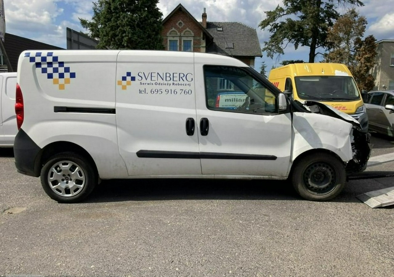 Fiat Doblo Fiat Doblo MAXI 1,6 jtd ECO Flex 105KM Klima 2021 Salon PL - Furgon: foto 3 Fiat Doblo Fiat Doblo MAXI 1,6 jtd ECO Flex 105KM Klima 2021 Salon PL - Furgon: foto 3