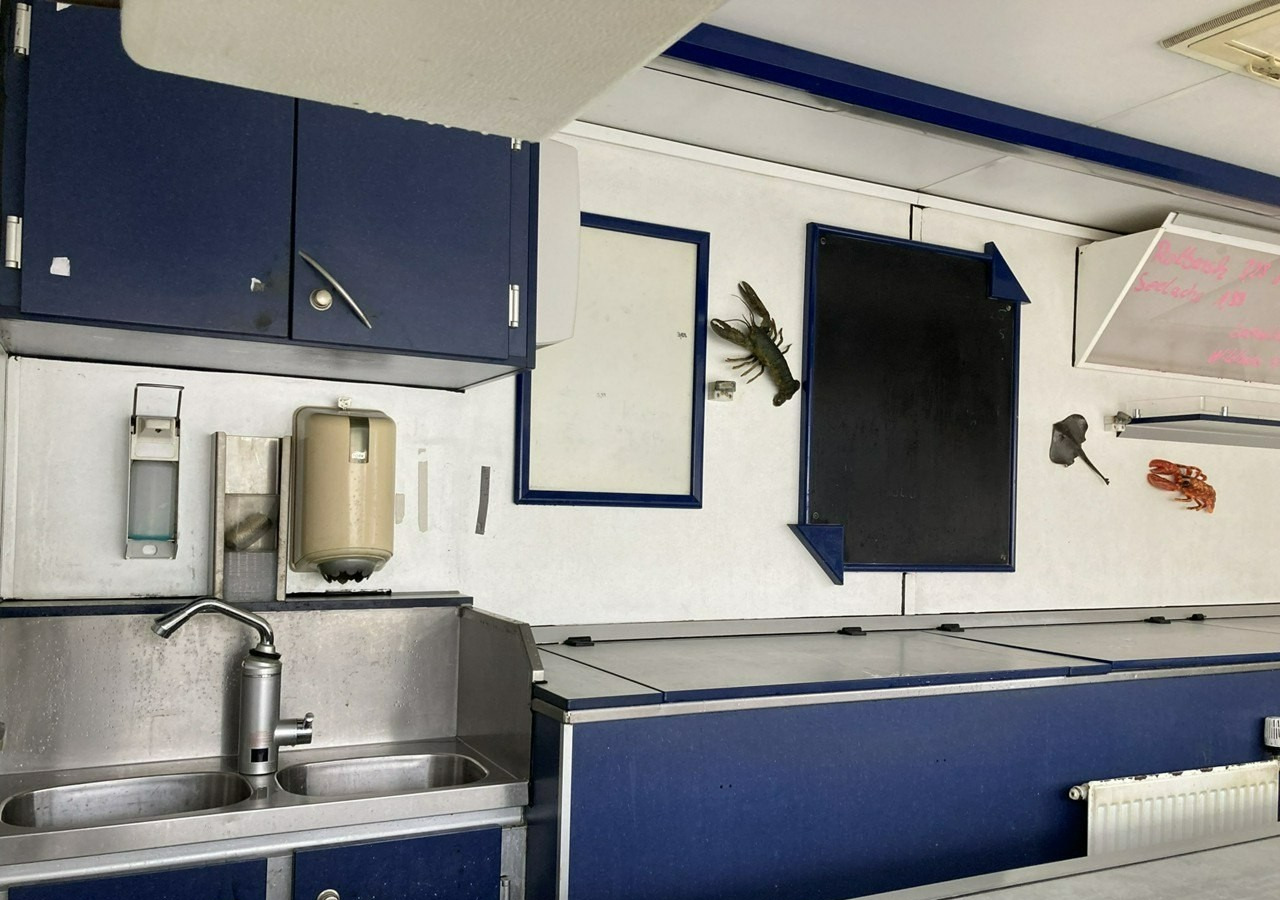 Fiat Ducato Autosklep mięso-ryba Gastronomiczny Food Truck Foodtruck sklep 2004 - Kamion shpërndarës, Kamioncine: foto 3 Fiat Ducato Autosklep mięso-ryba Gastronomiczny Food Truck Foodtruck sklep 2004 - Kamion shpërndarës, Kamioncine: foto 3