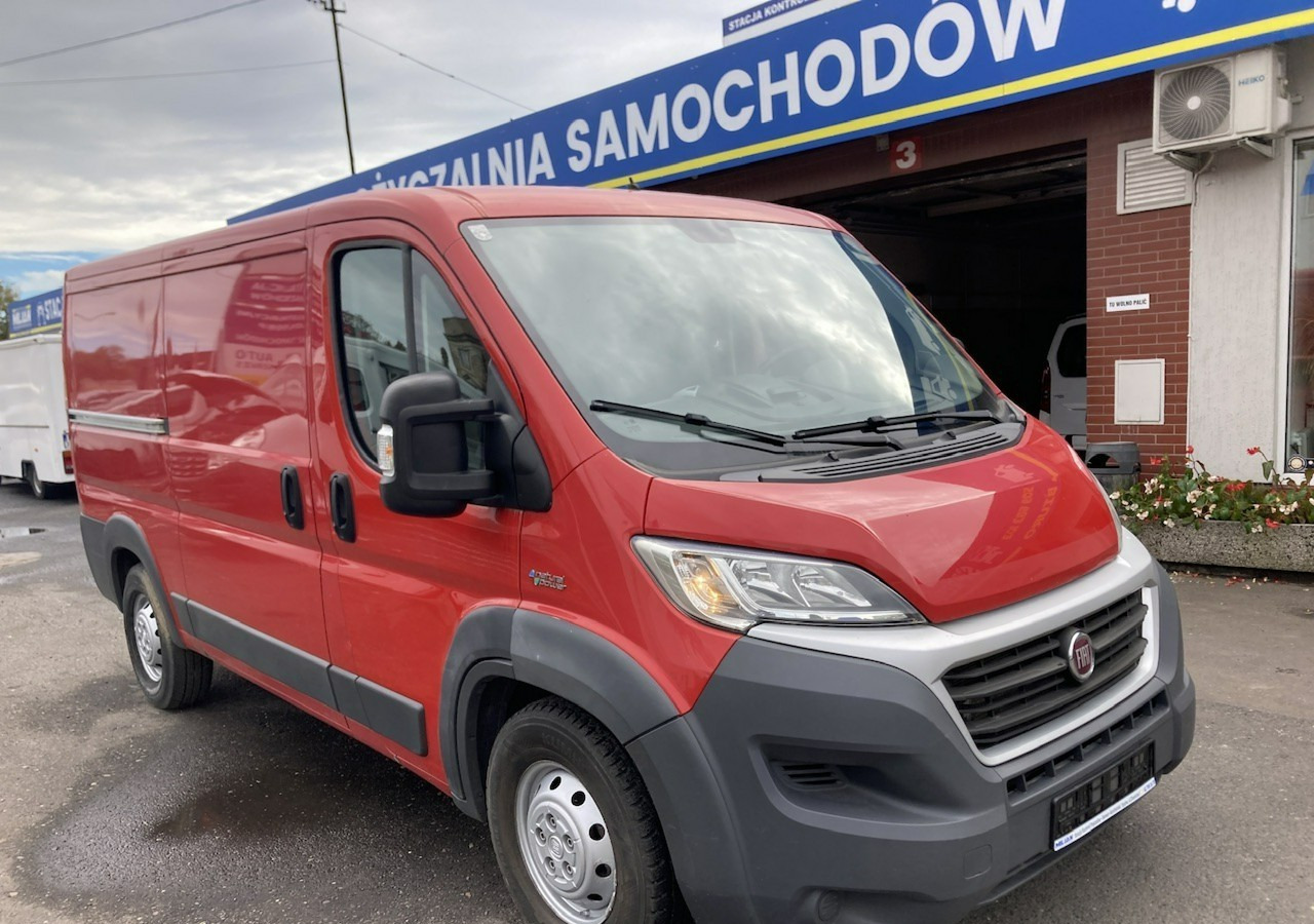 Fiat Ducato Ducato 3.0 CNG+benzyna Klima Navi Kamera 2017 - Furgon: foto 1 Fiat Ducato Ducato 3.0 CNG+benzyna Klima Navi Kamera 2017 - Furgon: foto 1