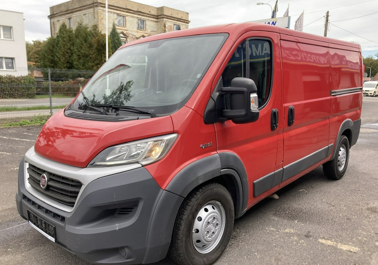 Fiat Ducato Ducato 3.0 CNG+benzyna Klima Navi Kamera 2017 - Furgon: foto 4 Fiat Ducato Ducato 3.0 CNG+benzyna Klima Navi Kamera 2017 - Furgon: foto 4