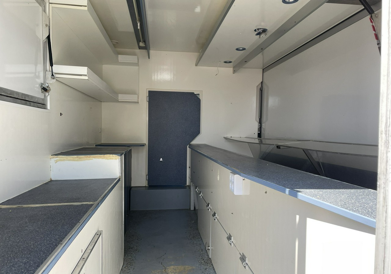 Fiat Ducato Ducato Autosklep wędlin Gastronomiczny Food Truck Foodtruck Sklep 20 - Kamion shpërndarës: foto 2 Fiat Ducato Ducato Autosklep wędlin Gastronomiczny Food Truck Foodtruck Sklep 20 - Kamion shpërndarës: foto 2