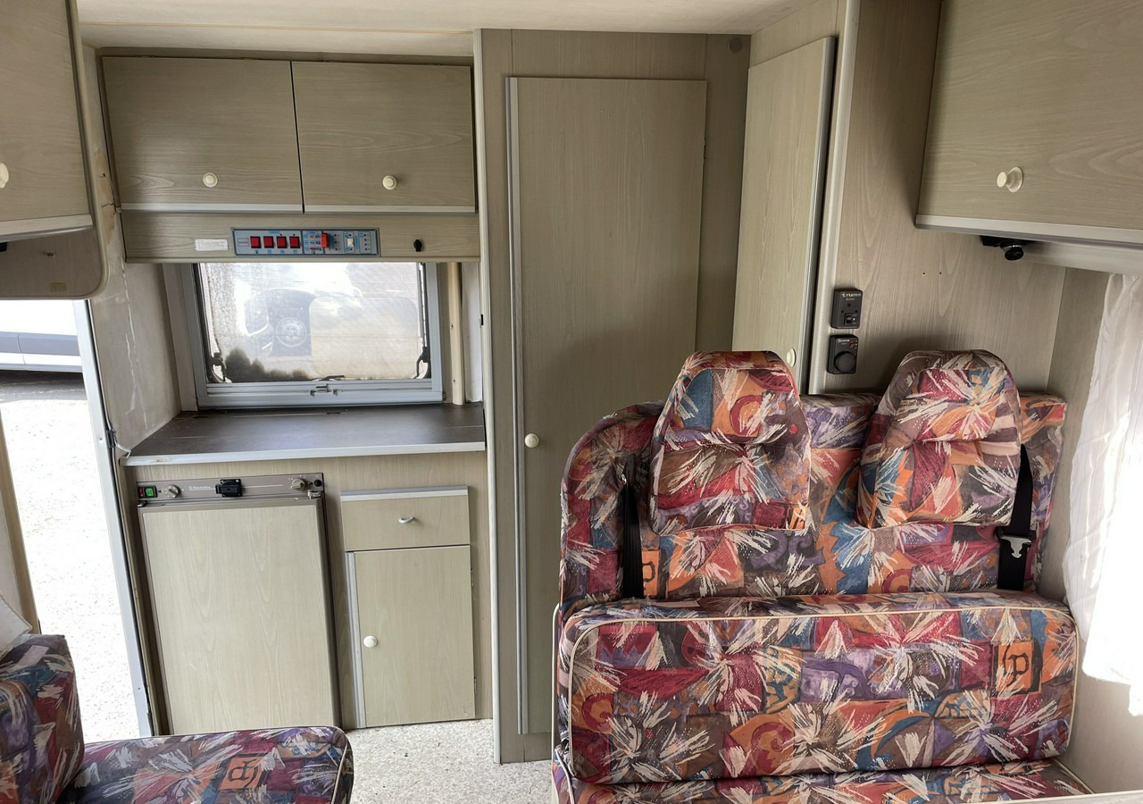 Ford Transit Ford Transit Kamper 5-osobowy GRANDUCA 560 - Kamper alcove: foto 3 Ford Transit Ford Transit Kamper 5-osobowy GRANDUCA 560 - Kamper alcove: foto 3