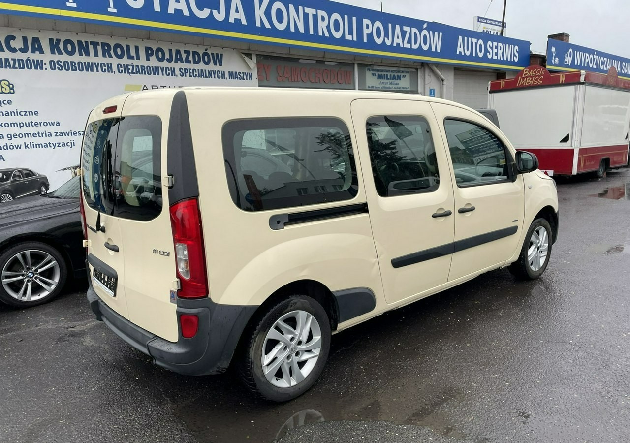 Mercedes-Benz Citan Citan Tourer Mercedes Citan 6-osob przewozu Niepełnosprawnych inwalida - Makinë me portobagazh: foto 4 Mercedes-Benz Citan Citan Tourer Mercedes Citan 6-osob przewozu Niepełnosprawnych inwalida - Makinë me portobagazh: foto 4