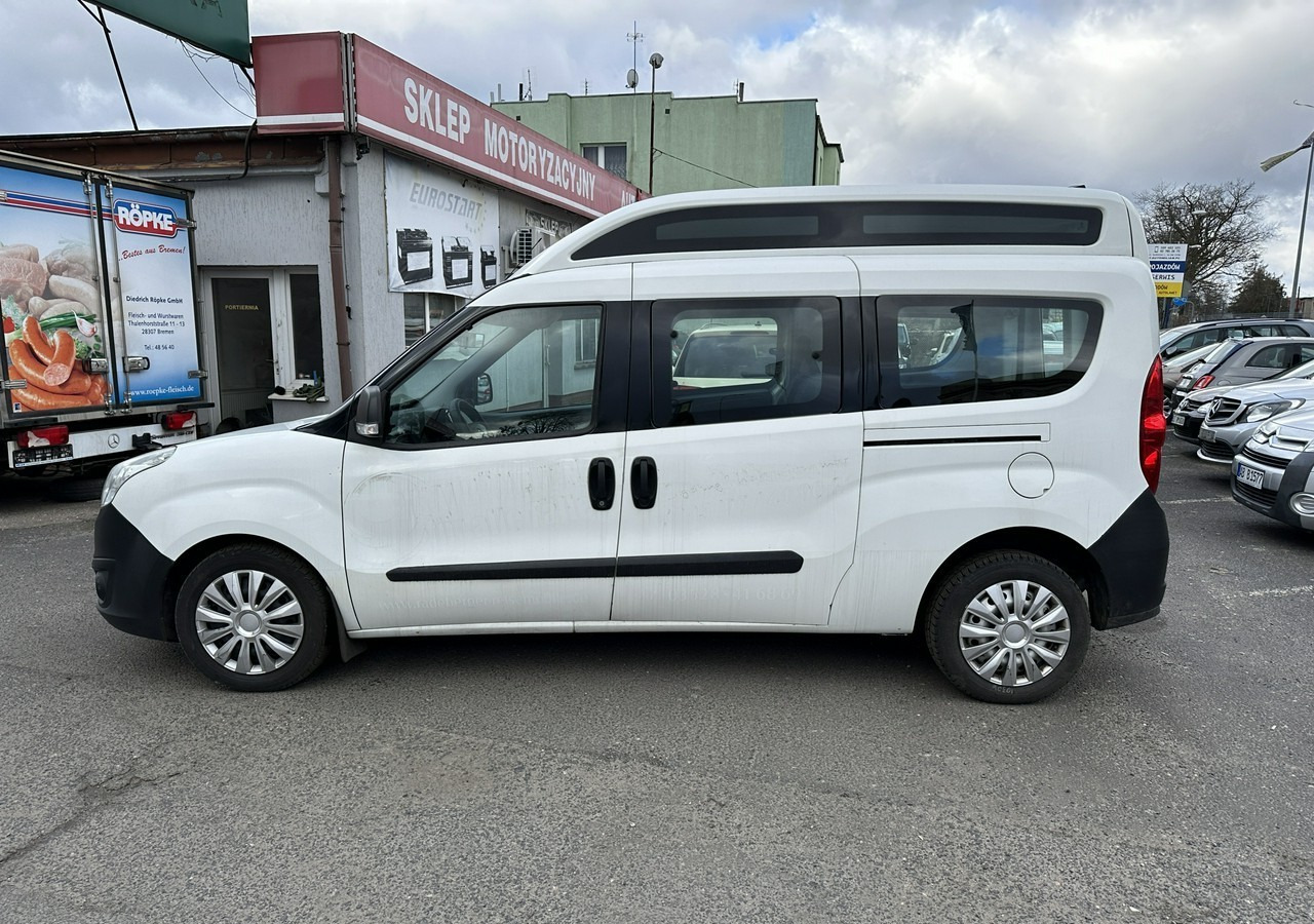 Opel Combo III 2.0CDTI Maxi Panorama Klima Kamera Webasto 2016 - Veturë: foto 5 Opel Combo III 2.0CDTI Maxi Panorama Klima Kamera Webasto 2016 - Veturë: foto 5