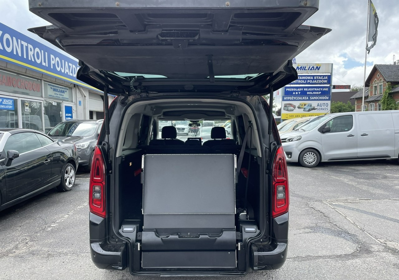 Opel Combo IV Combo Life Combo Life Maxi Niepełnosprawnych inwalida rampa PFRON Model - Veturë: foto 3 Opel Combo IV Combo Life Combo Life Maxi Niepełnosprawnych inwalida rampa PFRON Model - Veturë: foto 3