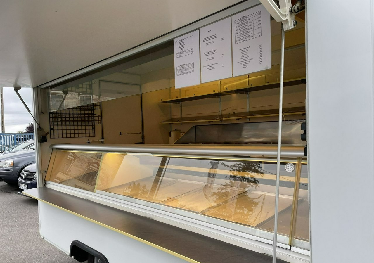 Renault Master Autosklep Wędli-pie Gastronomiczny Food Truck Foodtruck Sklep bar 20 - Kamion shpërndarës: foto 2 Renault Master Autosklep Wędli-pie Gastronomiczny Food Truck Foodtruck Sklep bar 20 - Kamion shpërndarës: foto 2