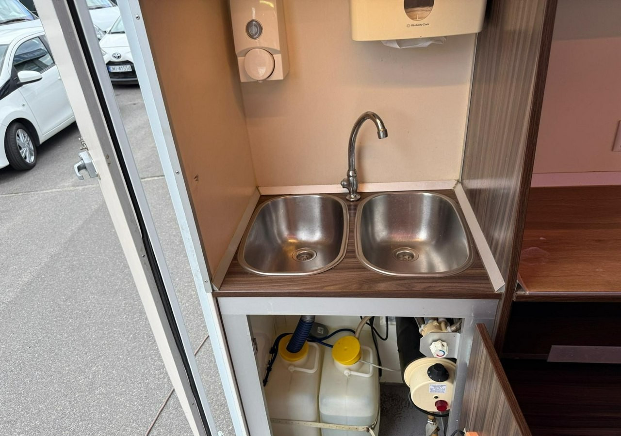 Lizingu i  Renault Master Autosklep wędlin Gastronomiczny Food Truck Foodtruck Sklep Solar 20 Renault Master Autosklep wędlin Gastronomiczny Food Truck Foodtruck Sklep Solar 20: foto 16 Lizingu i  Renault Master Autosklep wędlin Gastronomiczny Food Truck Foodtruck Sklep Solar 20 Renault Master Autosklep wędlin Gastronomiczny Food Truck Foodtruck Sklep Solar 20: foto 16