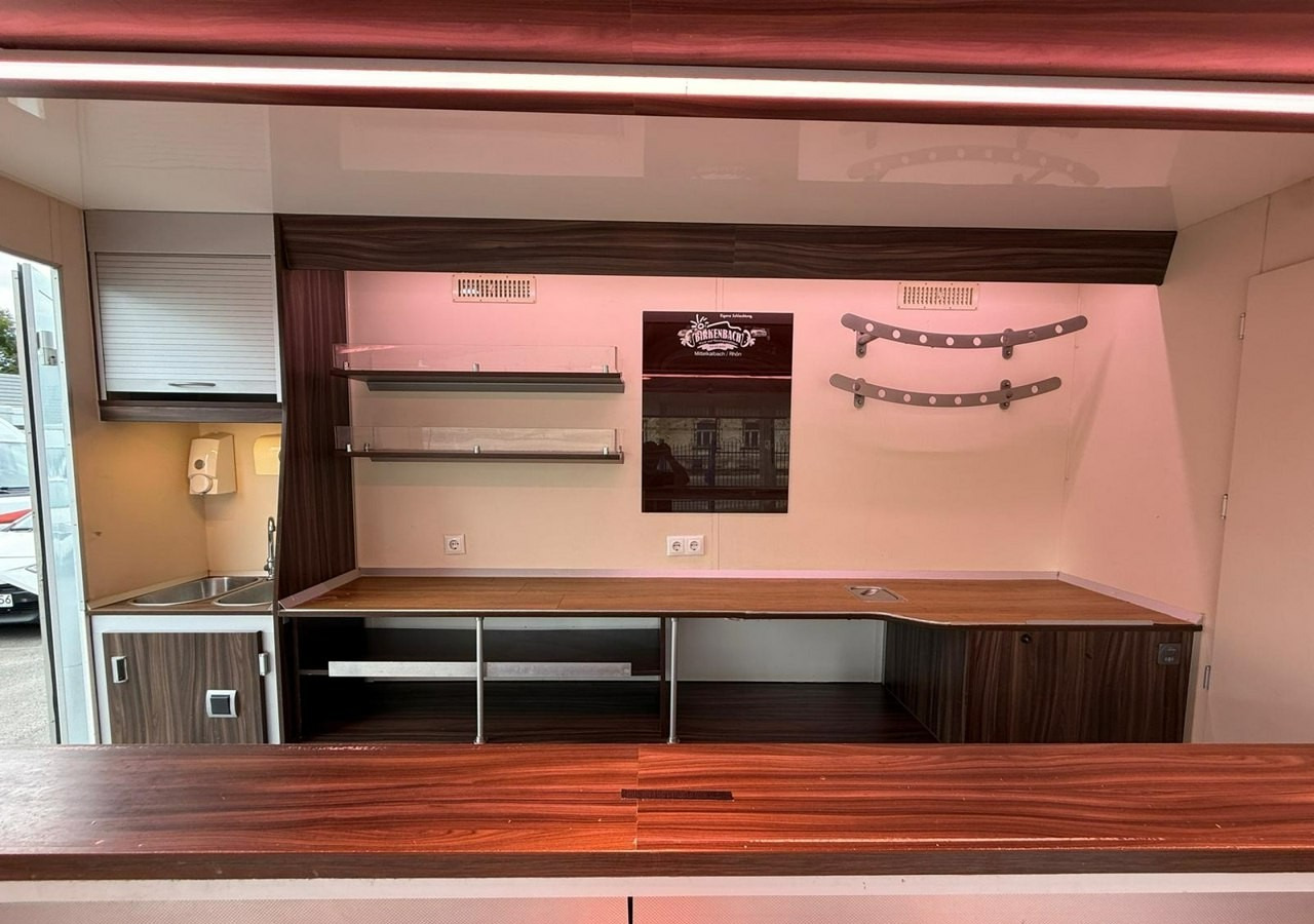 Lizingu i  Renault Master Autosklep wędlin Gastronomiczny Food Truck Foodtruck Sklep Solar 20 Renault Master Autosklep wędlin Gastronomiczny Food Truck Foodtruck Sklep Solar 20: foto 9 Lizingu i  Renault Master Autosklep wędlin Gastronomiczny Food Truck Foodtruck Sklep Solar 20 Renault Master Autosklep wędlin Gastronomiczny Food Truck Foodtruck Sklep Solar 20: foto 9