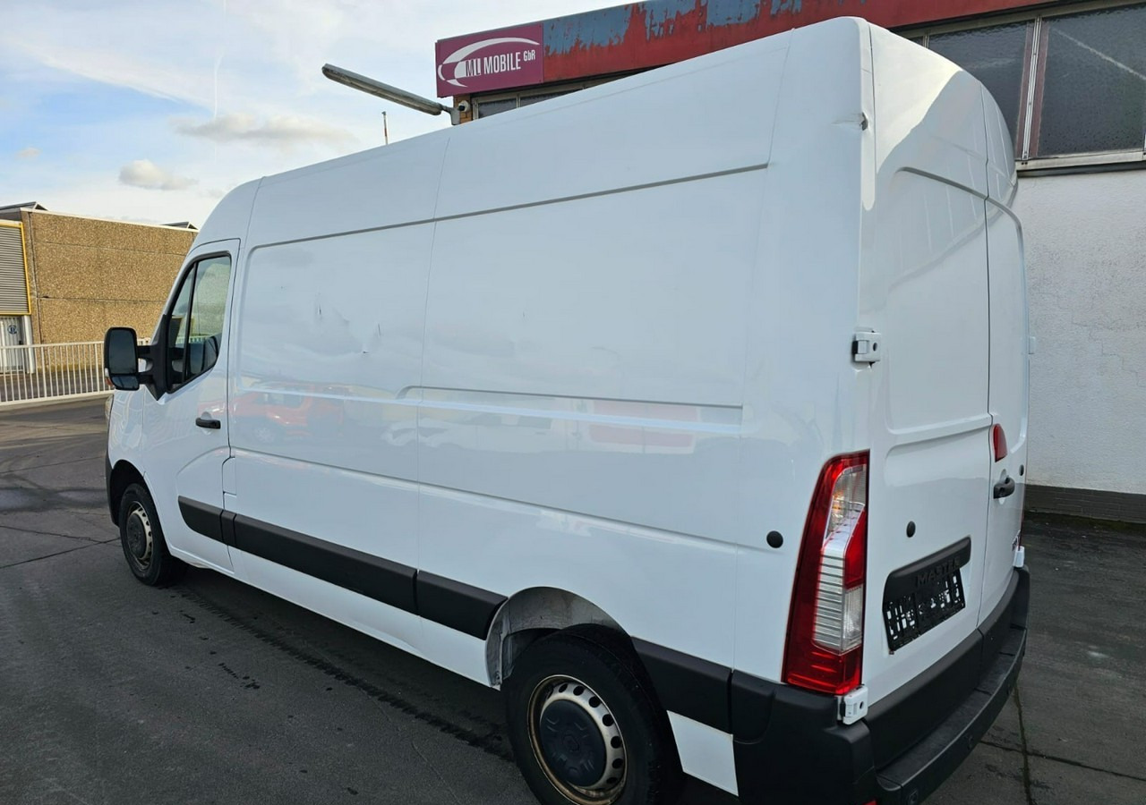 Renault Master Renault Master 2.3-135KM Klima 116tkm 2021 - Furgon: foto 5 Renault Master Renault Master 2.3-135KM Klima 116tkm 2021 - Furgon: foto 5