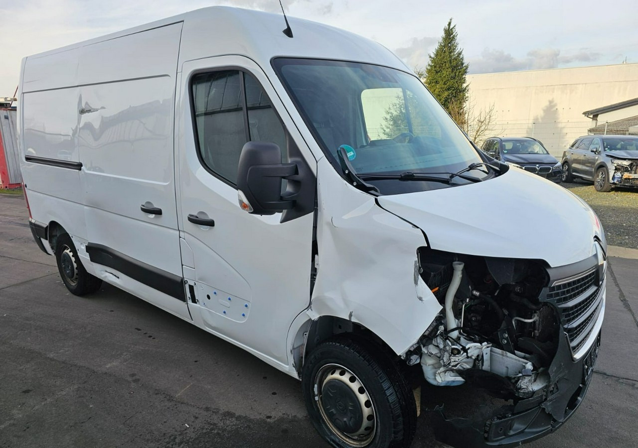 Renault Master Renault Master 2.3-135KM Klima 116tkm 2021 - Furgon: foto 3 Renault Master Renault Master 2.3-135KM Klima 116tkm 2021 - Furgon: foto 3