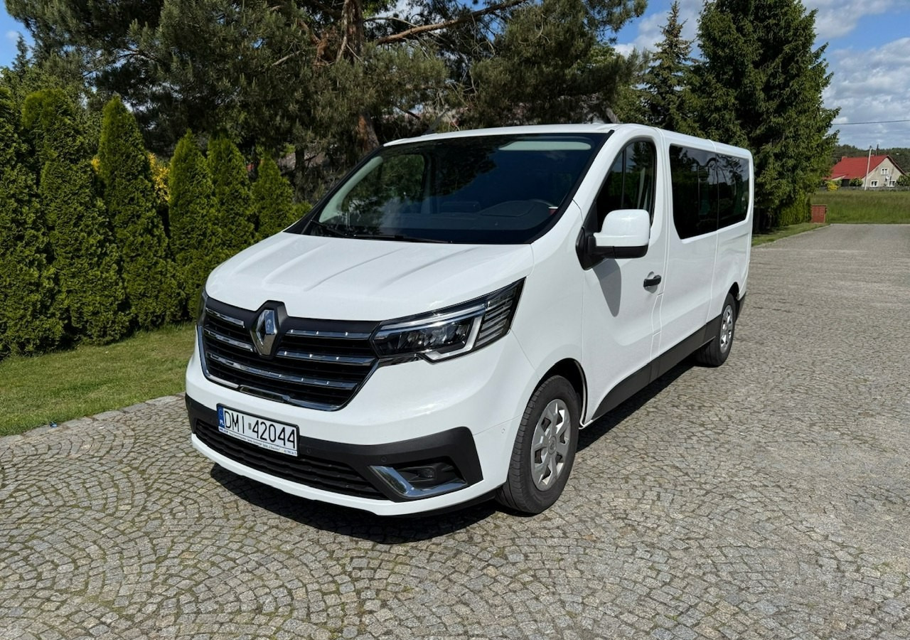 Renault Trafic III 2.0dci 110KM L2H1 LONG 9-osobowy 2xKlima Navi Kamera 2022 - Veturë: foto 1 Renault Trafic III 2.0dci 110KM L2H1 LONG 9-osobowy 2xKlima Navi Kamera 2022 - Veturë: foto 1