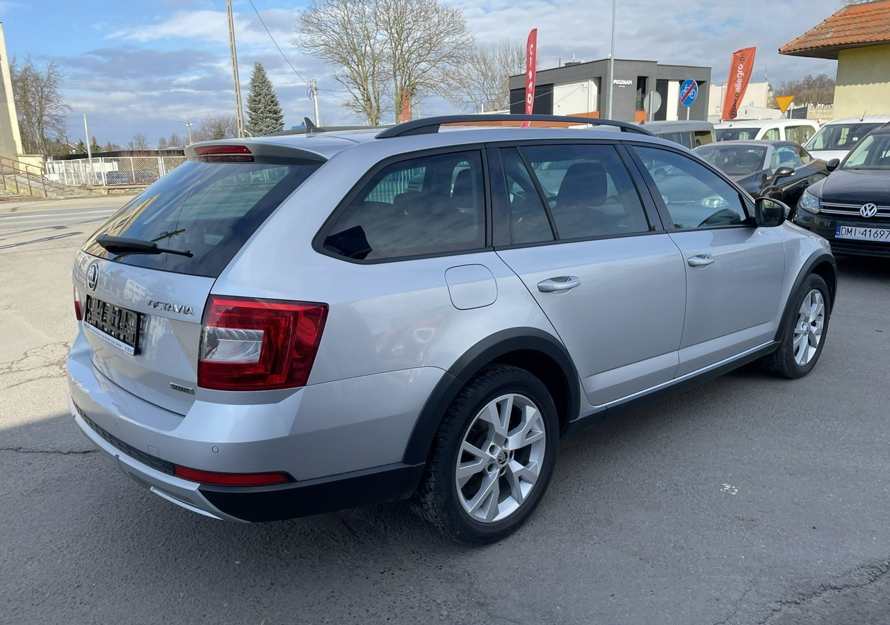 Skoda Octavia III Skoda Octavia 4X4 Scout 2.0 TDI -150KM Model 2017 Bezwypadkowa FV 23 - Veturë: foto 3 Skoda Octavia III Skoda Octavia 4X4 Scout 2.0 TDI -150KM Model 2017 Bezwypadkowa FV 23 - Veturë: foto 3