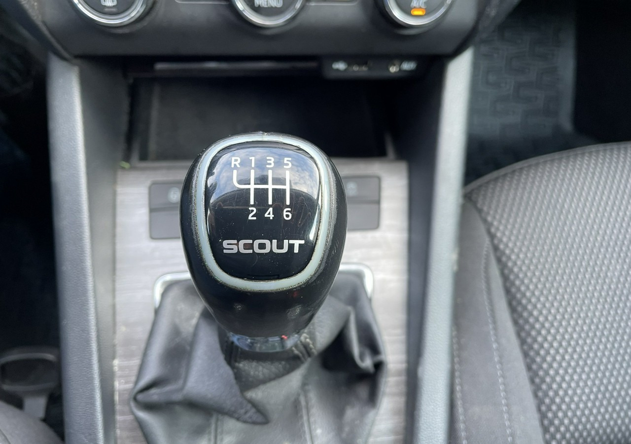 Veturë Skoda Octavia III Skoda Octavia 4X4 Scout 2.0 TDI -150KM Model 2017 Bezwypadkowa FV 23: foto 9