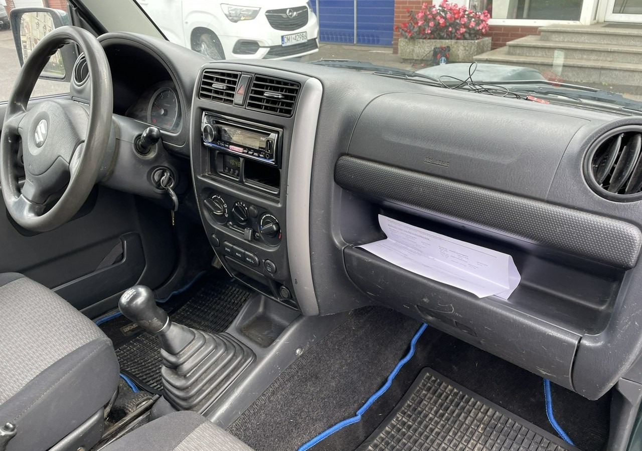 Suzuki Jimny Suzuki Jimny 1.5 Diesel 4X4 - SUV: foto 5 Suzuki Jimny Suzuki Jimny 1.5 Diesel 4X4 - SUV: foto 5