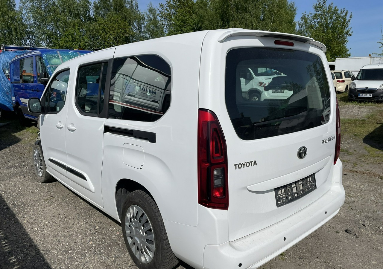 Toyota ProAce Proace City Verso Toyota Proace City Verso Long 1.5 D-4D Business 2021Salon - Veturë: foto 1 Toyota ProAce Proace City Verso Toyota Proace City Verso Long 1.5 D-4D Business 2021Salon - Veturë: foto 1