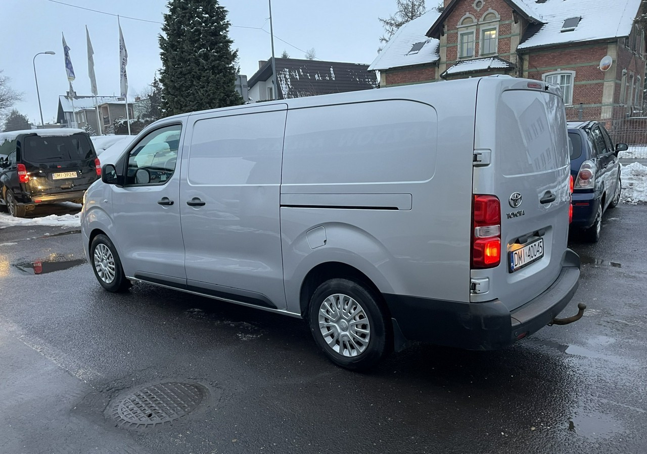 Toyota Proace Toyota ProAce 2.0-122KM Max -Long Klima 2x boczne drzwi Salon PL - Furgon: foto 4 Toyota Proace Toyota ProAce 2.0-122KM Max -Long Klima 2x boczne drzwi Salon PL - Furgon: foto 4