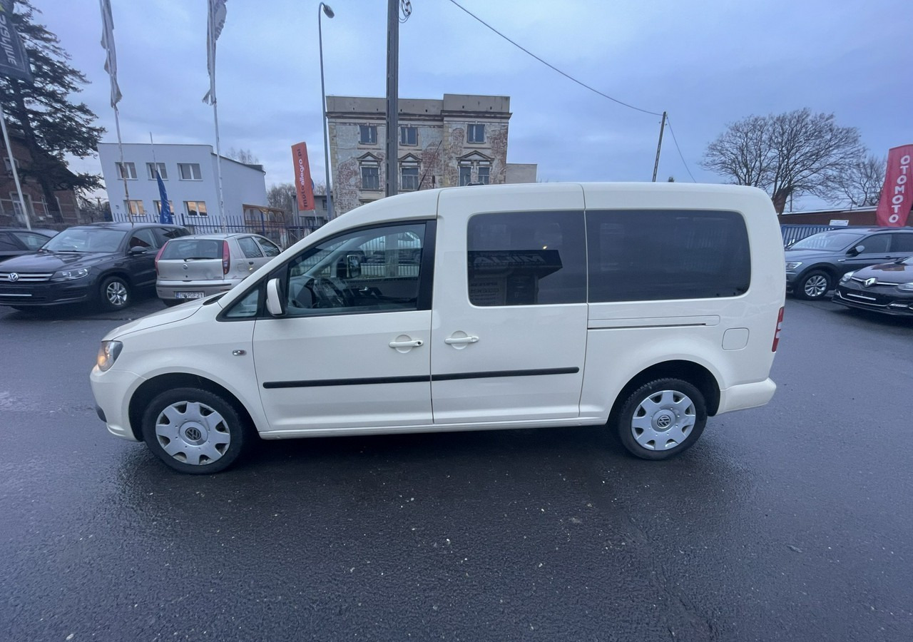 Volkswagen Caddy III Caddy 1.6 TDI dla Niepełnosprawnych inwalida rampa 2015 - Veturë: foto 5 Volkswagen Caddy III Caddy 1.6 TDI dla Niepełnosprawnych inwalida rampa 2015 - Veturë: foto 5