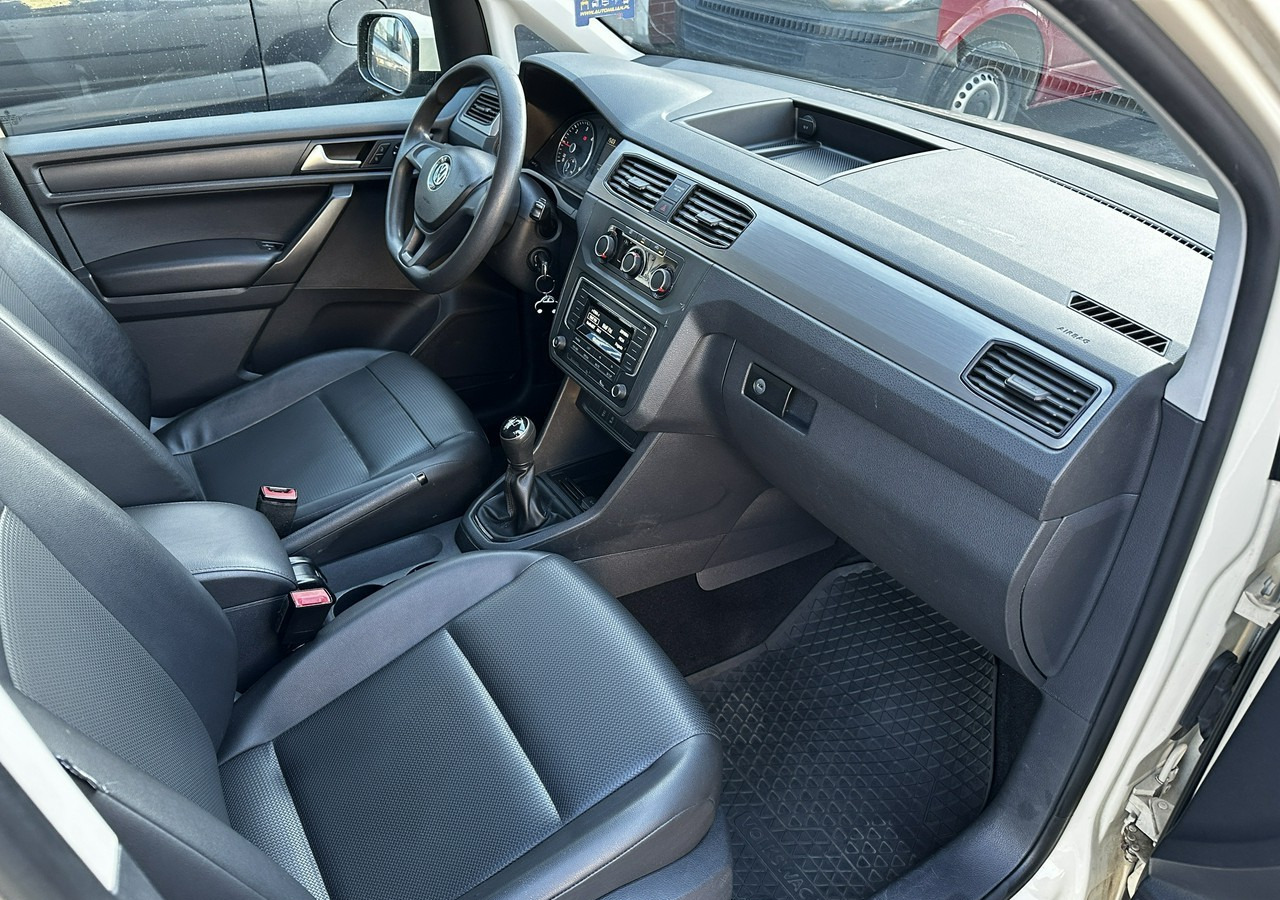 Volkswagen Caddy III Caddy 2.0 TDI Maxi 7-osobowy Model 2019 - Veturë: foto 4 Volkswagen Caddy III Caddy 2.0 TDI Maxi 7-osobowy Model 2019 - Veturë: foto 4