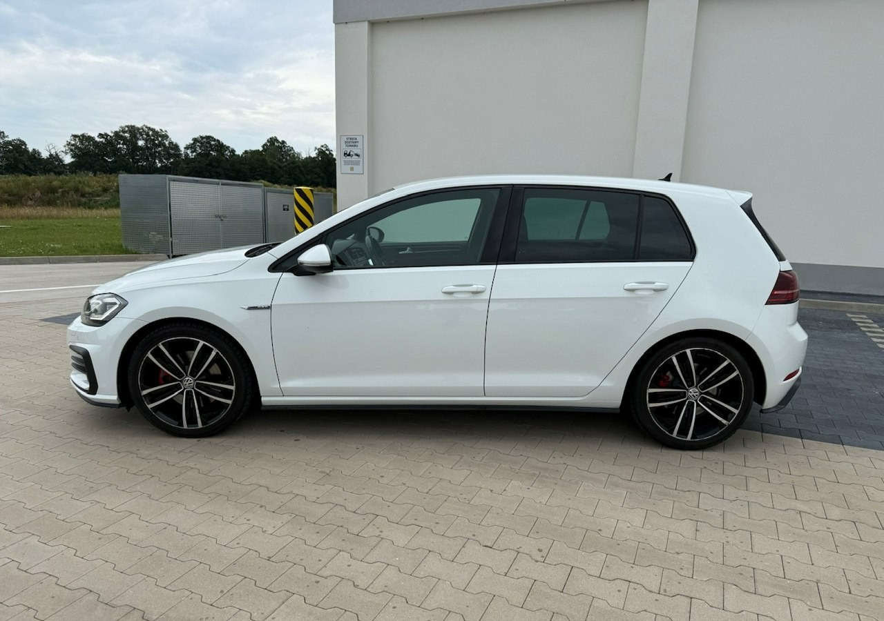 Volkswagen Golf VII GTD 2.0TDI 184KM FullLed Navi Klimatronik ACC Asystenci - Sedan: foto 2 Volkswagen Golf VII GTD 2.0TDI 184KM FullLed Navi Klimatronik ACC Asystenci - Sedan: foto 2