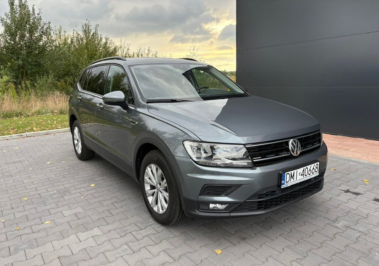 Volkswagen Tiguan II 1,4TSI 150KM 65tyśkm 7osobowy Comfort Tempomat ACC Klima Alu 2018 - SUV: foto 2 Volkswagen Tiguan II 1,4TSI 150KM 65tyśkm 7osobowy Comfort Tempomat ACC Klima Alu 2018 - SUV: foto 2