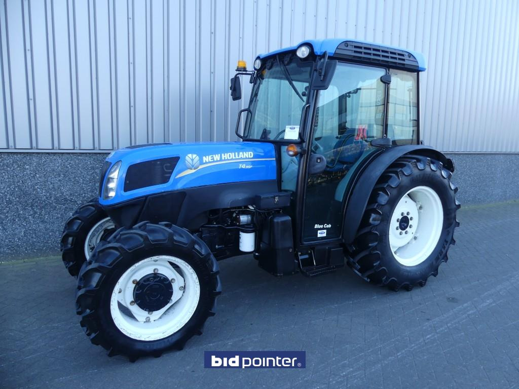 2012 New Holland T4.95F - Traktor: foto 1 2012 New Holland T4.95F - Traktor: foto 1
