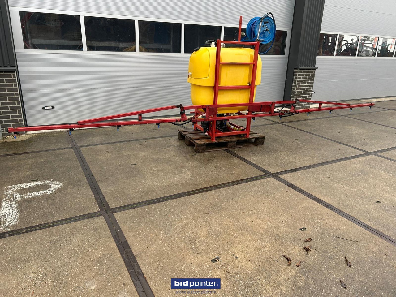Agromet veldspuit 400 ltr - Spërkatës i montuar në traktor: foto 2 Agromet veldspuit 400 ltr - Spërkatës i montuar në traktor: foto 2