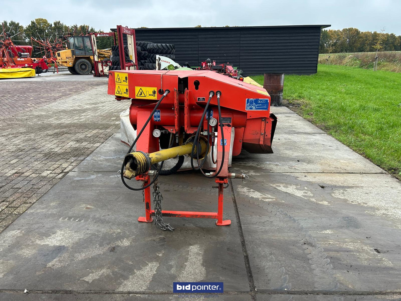 Kuhn FC313 - Korrëse bari: foto 4 Kuhn FC313 - Korrëse bari: foto 4