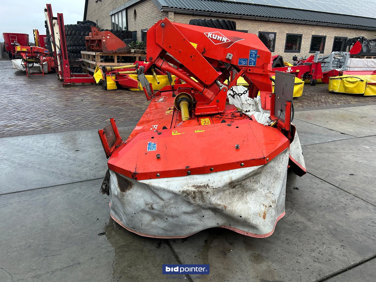 Kuhn FC313F - Korrëse bari: foto 5 Kuhn FC313F - Korrëse bari: foto 5