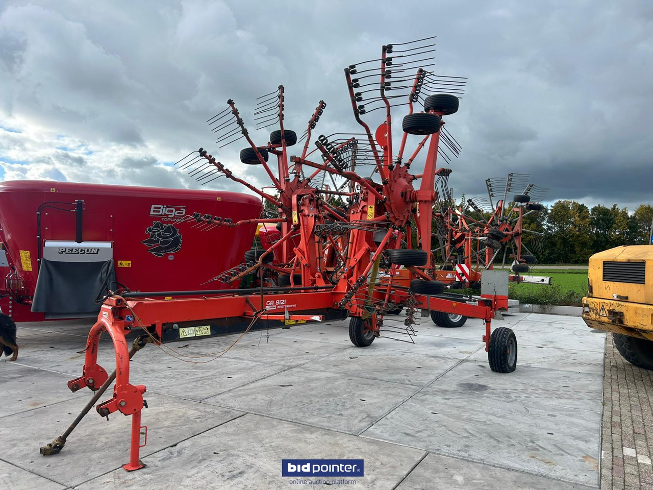 Kuhn GA8121 - Barkthyese/ Shkundës bari: foto 2 Kuhn GA8121 - Barkthyese/ Shkundës bari: foto 2