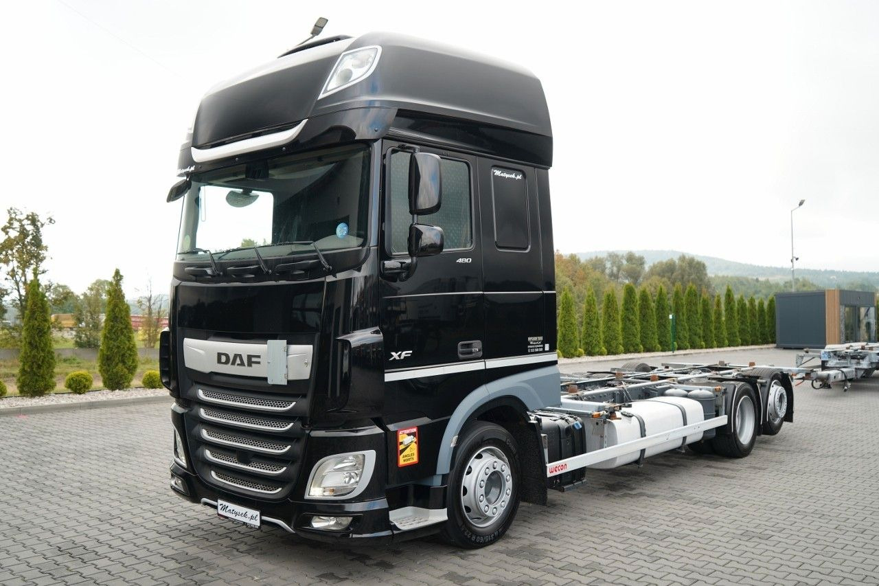 DAF XF 480 / BDF / 6X2 / SSC / I-PARK COOL / OŚ POD - Transportjer kontejnerësh/ Kamion me karroceri të çmontueshme: foto 1 DAF XF 480 / BDF / 6X2 / SSC / I-PARK COOL / OŚ POD - Transportjer kontejnerësh/ Kamion me karroceri të çmontueshme: foto 1