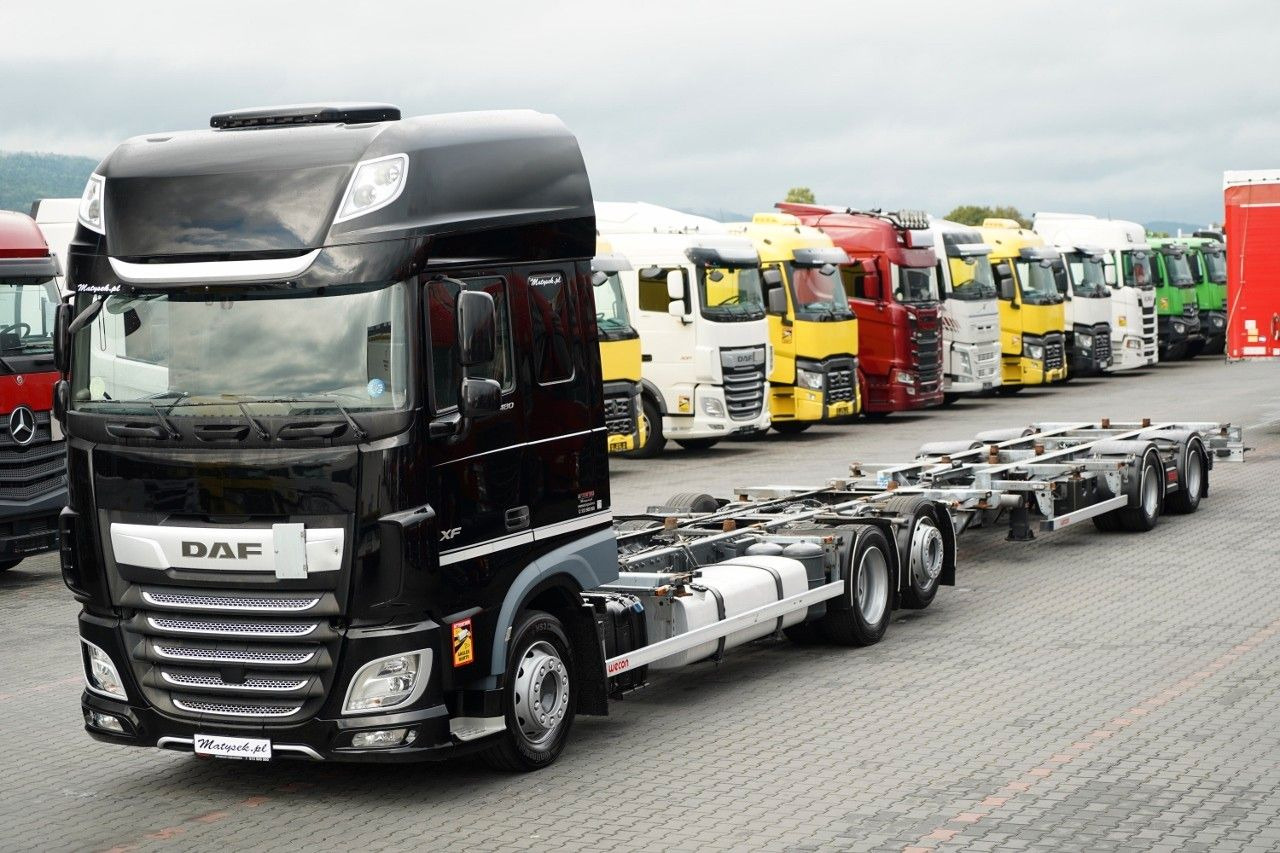 DAF XF 480 / BDF / 6X2 / ZESTAW TANDEM / SSC / I-PA - Transportjer kontejnerësh/ Kamion me karroceri të çmontueshme: foto 1 DAF XF 480 / BDF / 6X2 / ZESTAW TANDEM / SSC / I-PA - Transportjer kontejnerësh/ Kamion me karroceri të çmontueshme: foto 1
